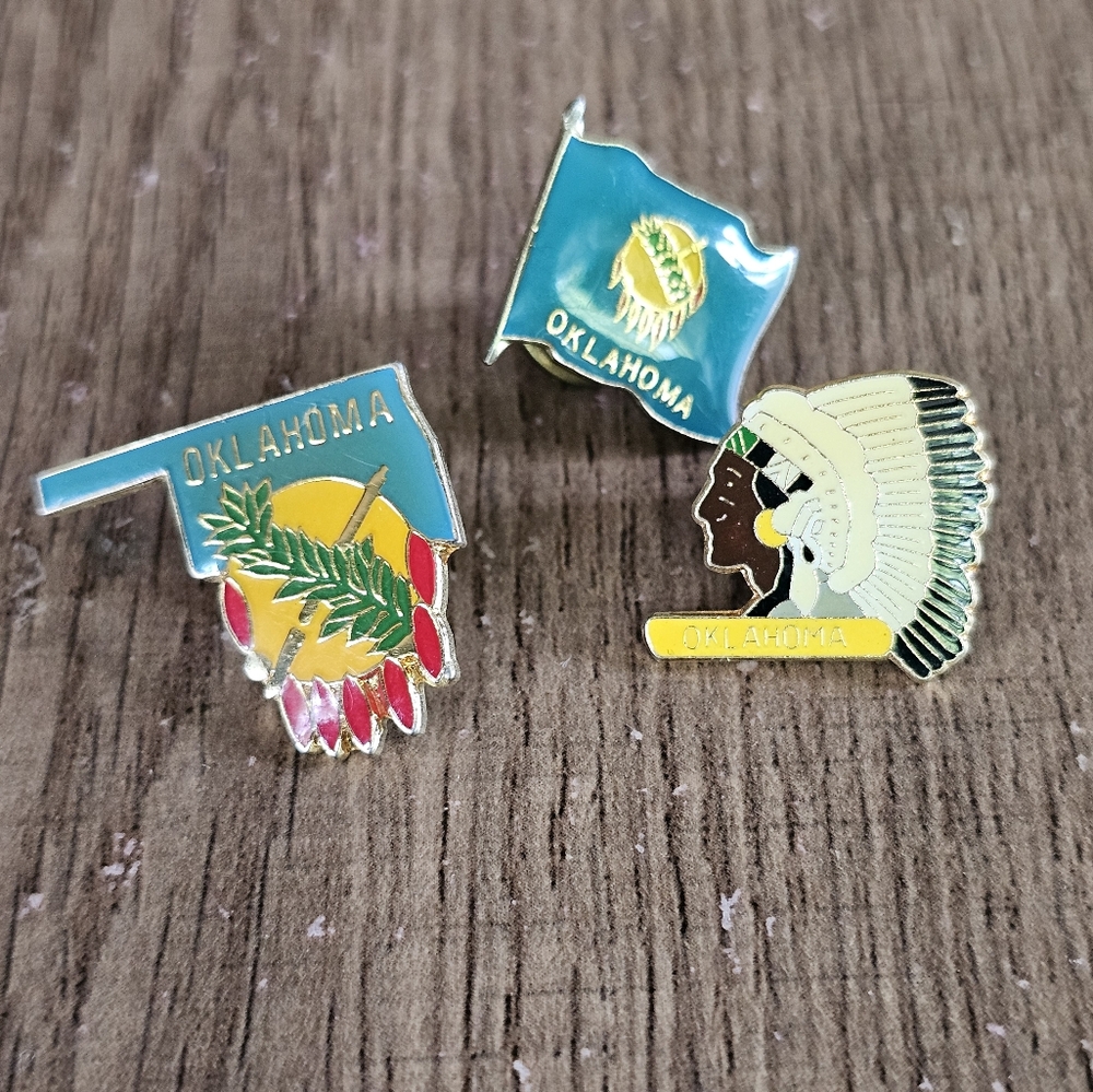 Vtg Oklahoma State Native American Chief Headdress Lapel Pin Lot Hat Tie‎ Pins